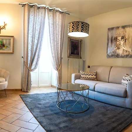 לינה וארוחת בוקר Lc Boutique *