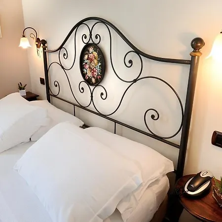 Nocleg ze śniadaniem Lc Boutique Arma di Taggia